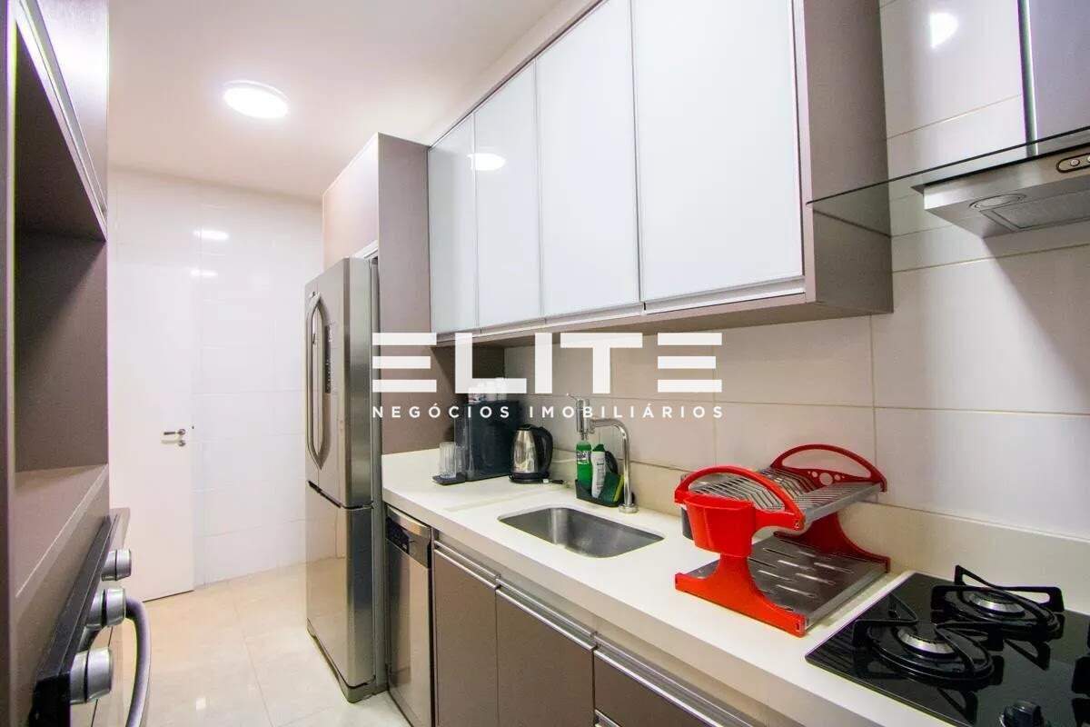 Royale (Merit, Prestige, Trésor) — ambiente